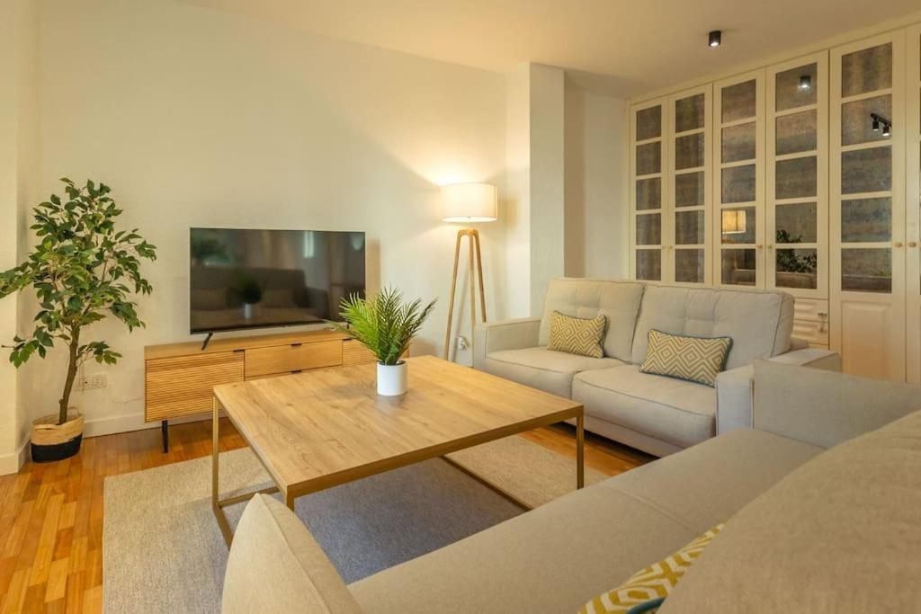Triana Deluxe By Valcambre Sevilha Exterior foto